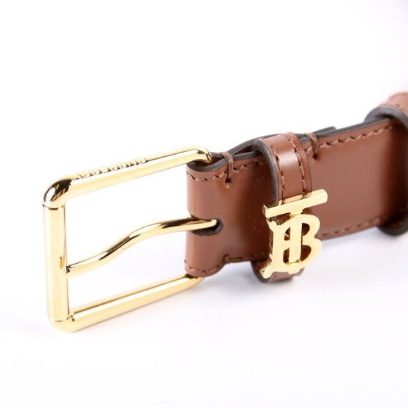 🔥🔥🔥Authentic Burberry Leather Belt - Picture 2 of 6